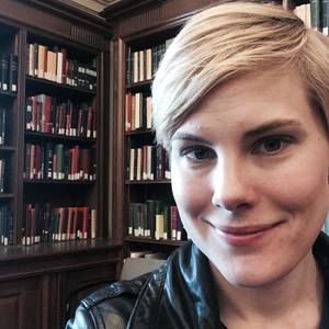 Meet your Posher, Caroline